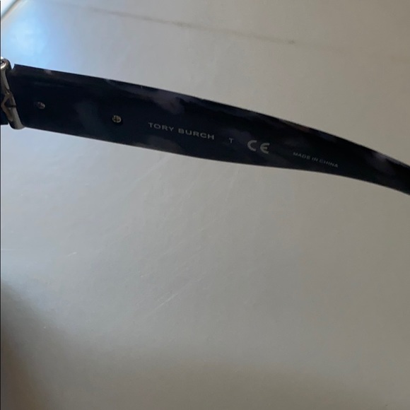 Tory Burch Sunglasses - Picture 4 of 12